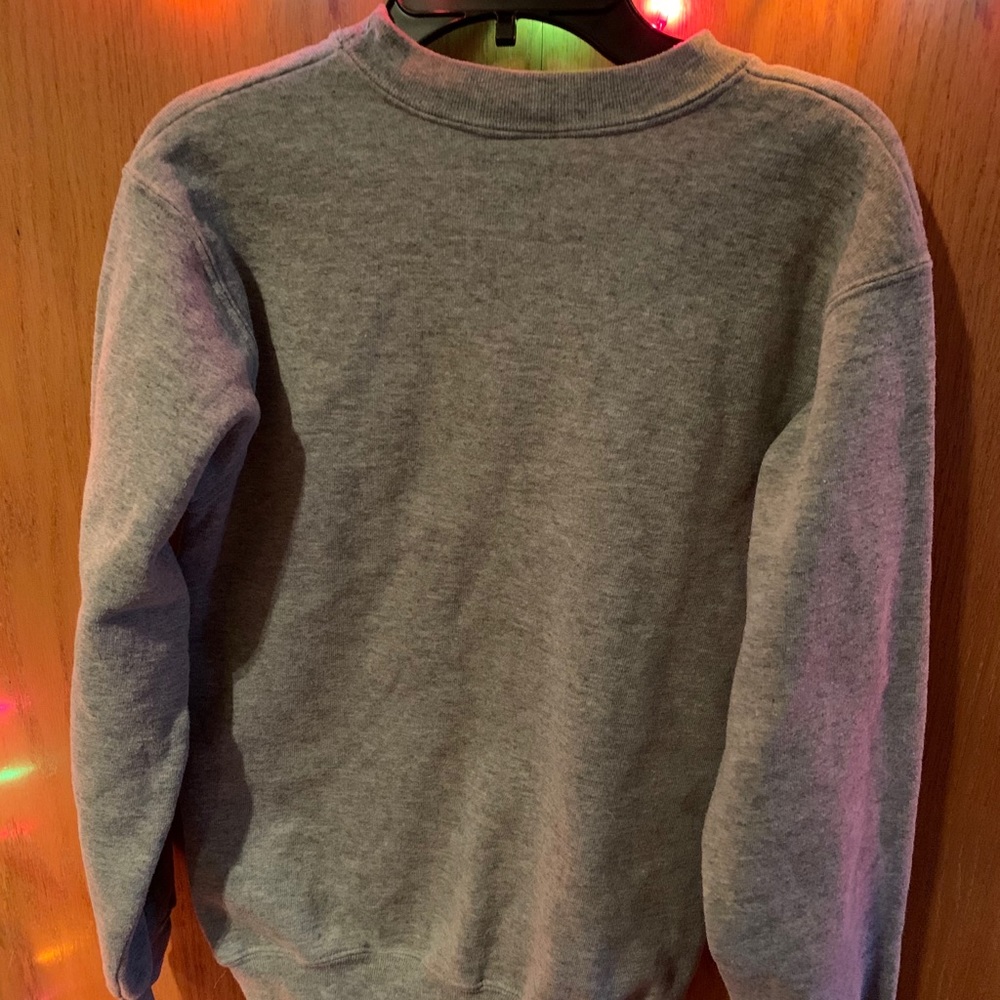 Sweatshirt - Picture 2 of 3